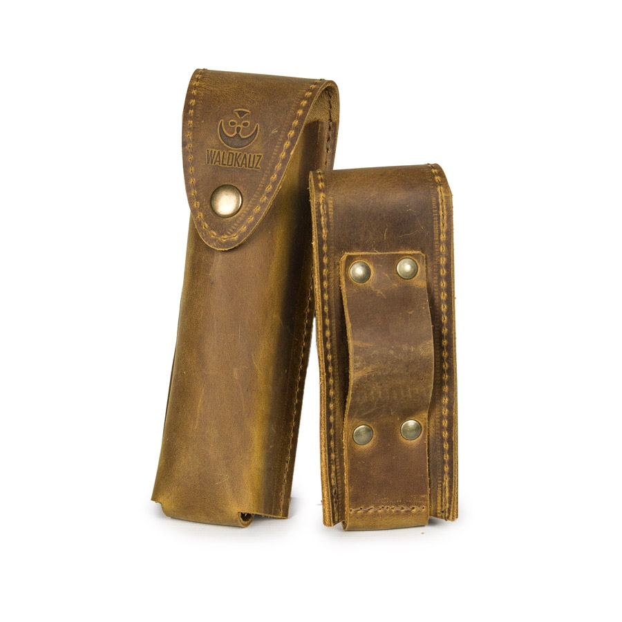 Leather case "Meister Lampe"